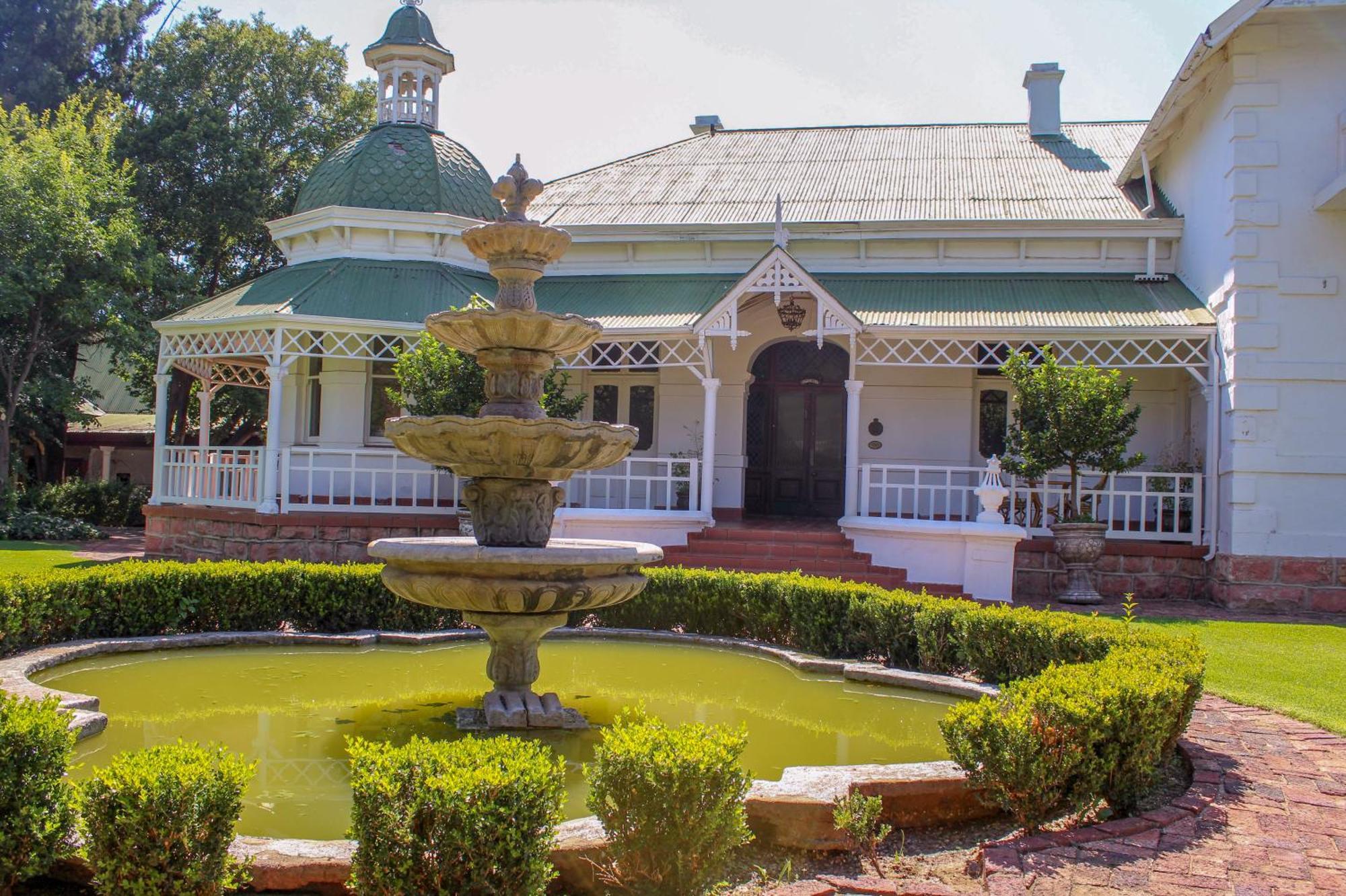 The Fountain Villa Klerksdorp Extérieur photo